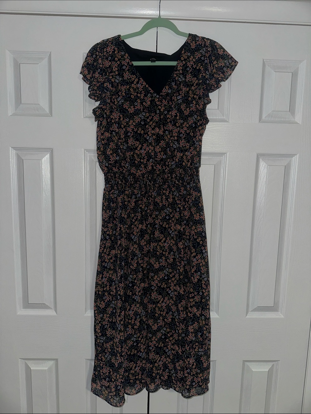 Blue Floral V-Neck Midi Dress
